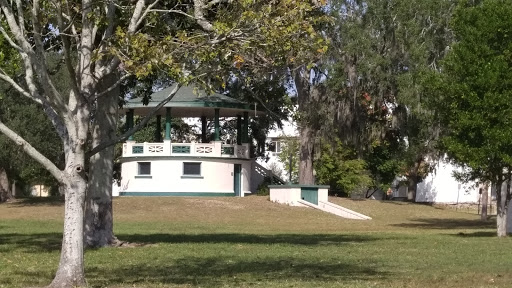 Park «Henry J. Klutho Park», reviews and photos, 204 W 3rd St, Jacksonville, FL 32206, USA