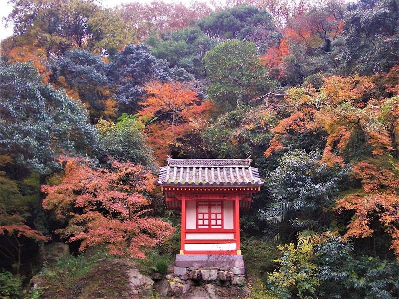 瀧祭神社