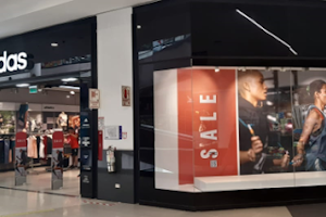 adidas Store Lima, Open Plaza Angamos image