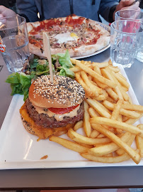Hamburger du Restaurant La Vespa des Carmes à Nantes - n°7
