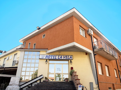Hotel La Vela Via Montanara, 36, 41051 Castelnuovo Rangone MO, Italia