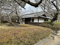 公衆トイレ（八代城）
