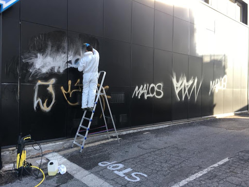 Graffiti cleaning Roma