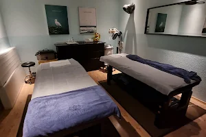 QinLin Wellness Massage- & Kosmetikinstitut Düsseldorf 麒麟保健 按摩美容会所 image