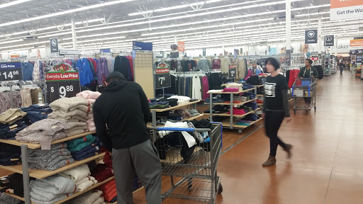 Department Store «Walmart Supercenter», reviews and photos, 1900 Maplewood Commons Dr, Maplewood, MO 63143, USA
