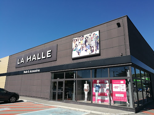 La Halle Cagnes Sur Mer Villeneuve Loubet à Villeneuve-Loubet