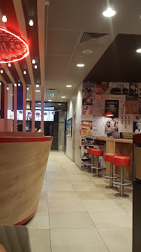Atmosphère du Restaurant KFC Mantes à Mantes-la-Ville - n°9