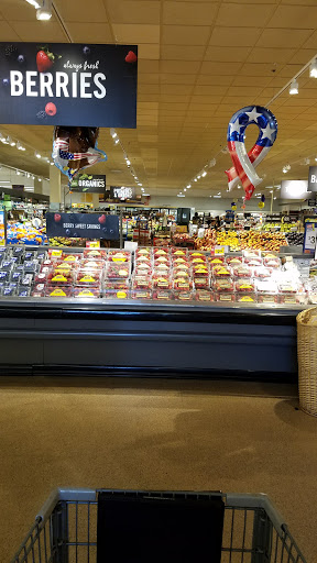 Grocery Store «Stop & Shop», reviews and photos, 2425 Palmer Ave, New Rochelle, NY 10801, USA
