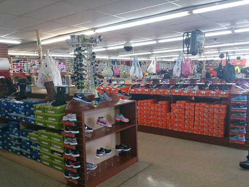 Shoe Store «Shoe City», reviews and photos, 17401 Bellflower Blvd, Bellflower, CA 90706, USA
