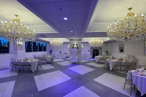 The "NEW" La Neve's Banquets image