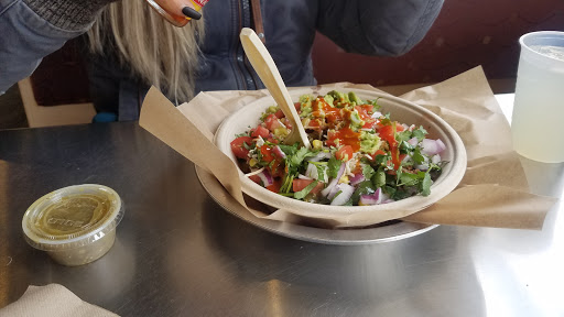 Mexican Restaurant «QDOBA Mexican Eats», reviews and photos, 5779 E Twelve Mile Rd, Warren, MI 48092, USA