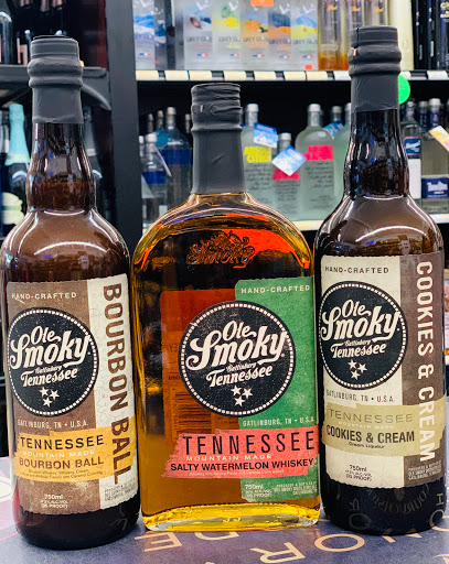 Liquor Store «Gourmet Wine Spirits», reviews and photos, 25 Liberty Rd # D, Sykesville, MD 21784, USA