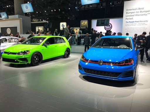 Volkswagen Dealer «Reydel Volkswagen, Sales & Service Center, Edison New Jersey VW Dealer», reviews and photos, 2034 NJ-27, Edison, NJ 08817, USA