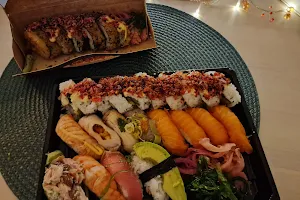 Iveel sushi image