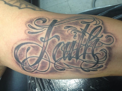 Explore anatomical heart tattoo ideas, creative tattoo ideas in Albuquerque, available at Tattoosbyfrankieg