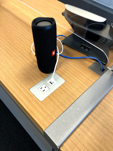 Cell Phone Store «Verizon», reviews and photos, 19230 Alderwood Mall Pkwy #150, Lynnwood, WA 98036, USA