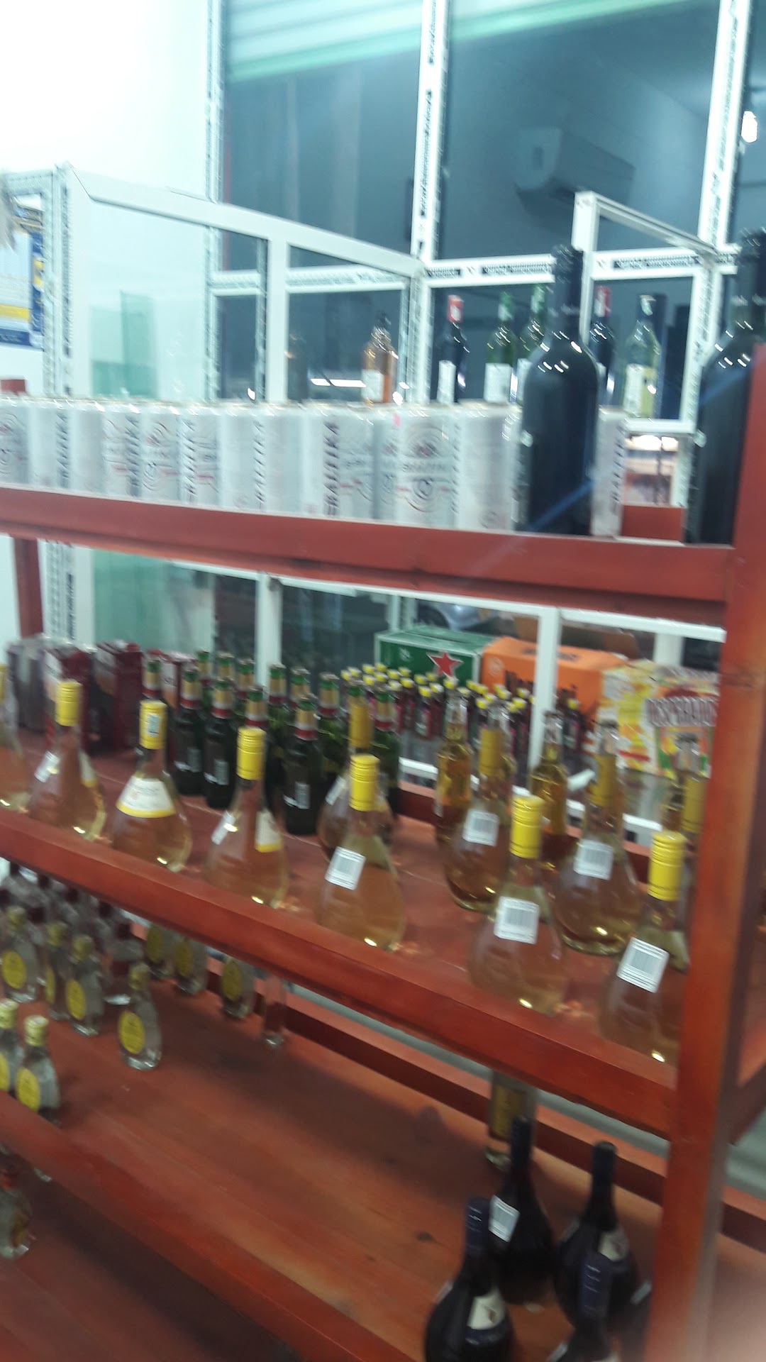 Uleja Liquor Store