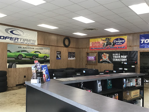 Tire Shop «Brooks Tire, Inc.», reviews and photos, 1302 Leopard St, Corpus Christi, TX 78401, USA