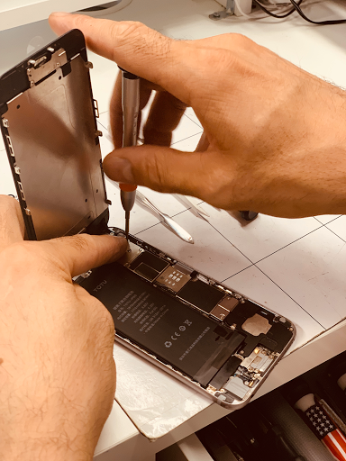 Mister Click, iPhone, Samsung Screen Repairs Melbourne CBD | Second Hand Phones|