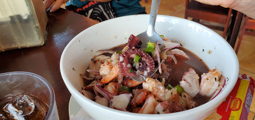 Terraza Cevichera