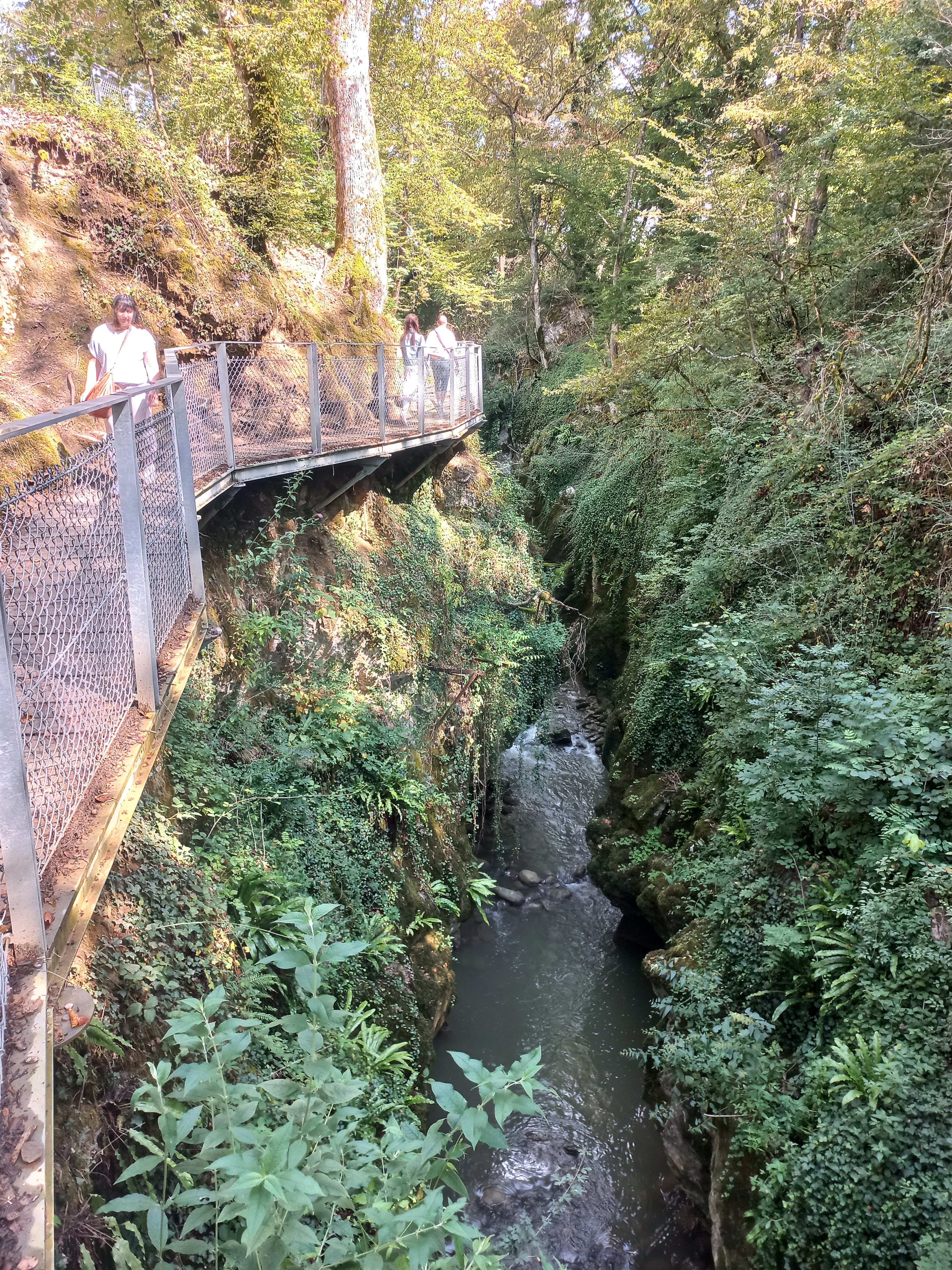 Photo n° 32 de l'avis de mél.2 fait le 31/07/2023 à 19:15
