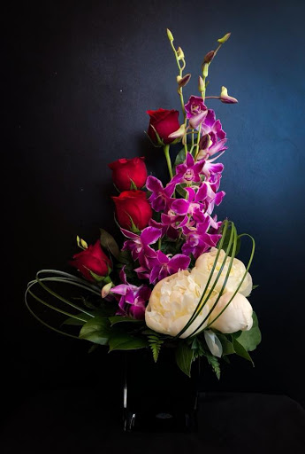 Florist «D & L Roses», reviews and photos, 7280 N Blackstone Ave, Pinedale, CA 93650, USA