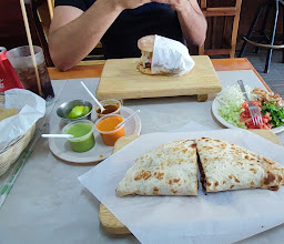 La Cabaña De Don Cherrys photo