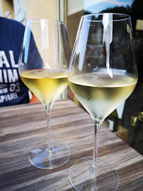 Vin blanc du Restaurant Les coudes sur la table à Reims - n°4