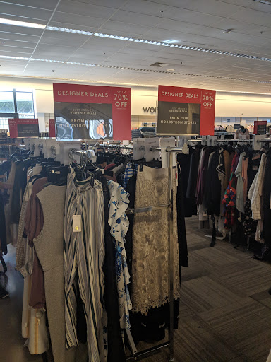 Department Store «Nordstrom Rack Downtown San Francisco», reviews and photos, 555 9th St, San Francisco, CA 94103, USA