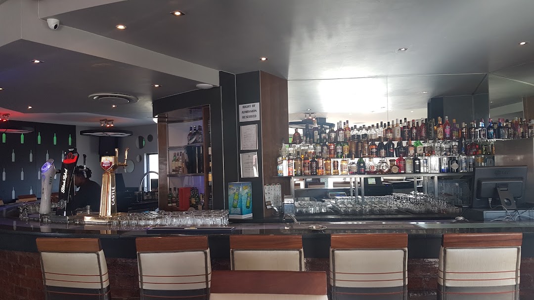 Coogee Lounge