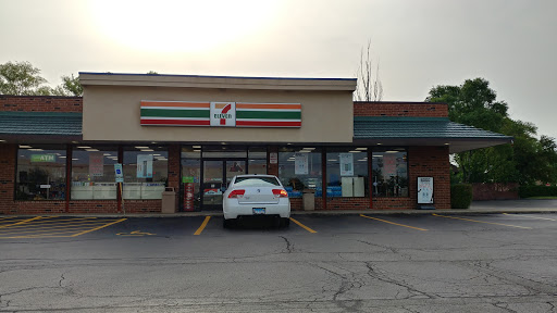 7-Eleven, 1969 Bloomingdale Rd, Glendale Heights, IL 60139, USA, 