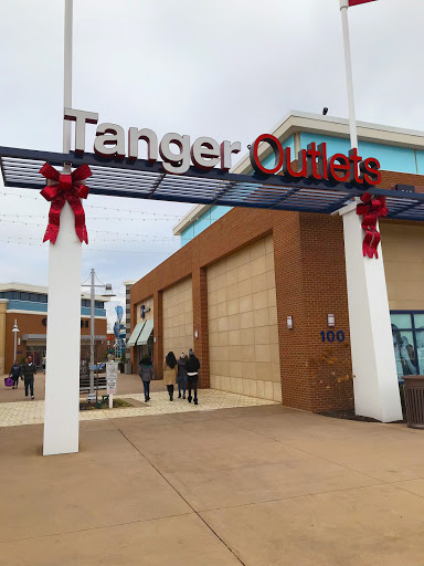 Outlet Mall «Tanger Outlet National Harbor», reviews and photos, 6800 Oxon Hill Rd, Oxon Hill, MD 20745, USA