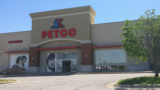 Pet Supply Store «Petco Animal Supplies», reviews and photos, 993 Branson Hills Pkwy, Branson, MO 65616, USA