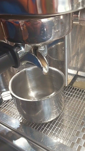 Ο φούρνος του Μενέλαου "Μεζεδοπεινιρλάδικο" - Φίλιπποι