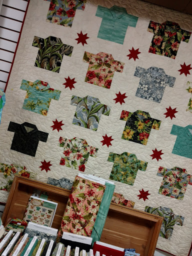 Quilt Shop «River Road Quilt Shop @ Nelson Flag», reviews and photos, 2501 South Ave, La Crosse, WI 54601, USA