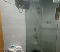 Eden Crest Hotel and Resort photo