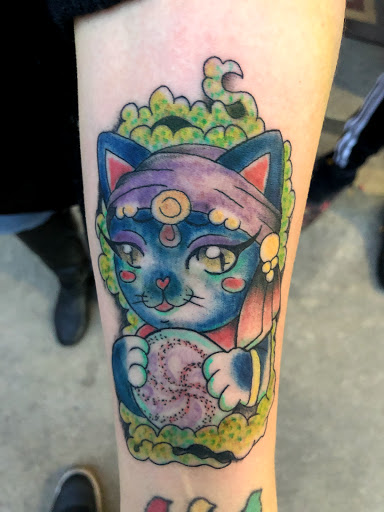 Tattoo Shop «Guerilla Tattoo», reviews and photos, 19 W King St, Shippensburg, PA 17257, USA