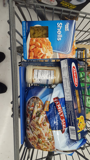 Shopping Mall «Eastport Plaza Shopping Center», reviews and photos, 4000 SE 82nd Ave, Portland, OR 97266, USA