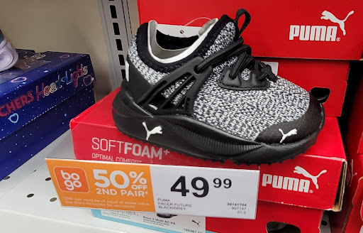 Shoe Store «Rack Room Shoes», reviews and photos, 1985 E Main St #1, Spartanburg, SC 29307, USA