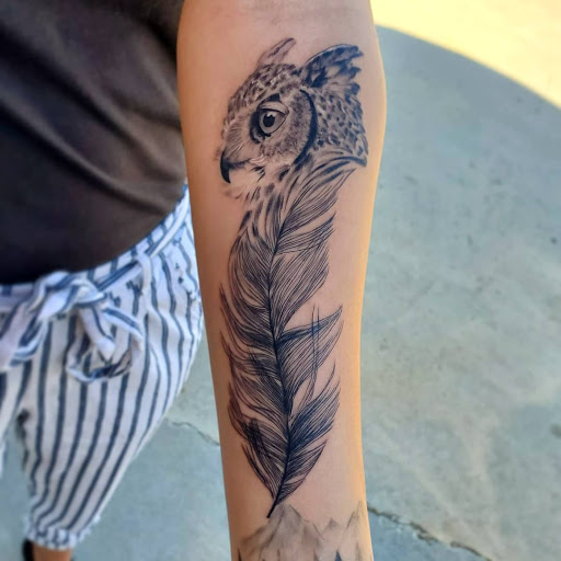 Tattoo Shop «Blue Ring Studio Tattoo & Piercing», reviews and photos, 2408 Cleveland Blvd, Caldwell, ID 83605, USA