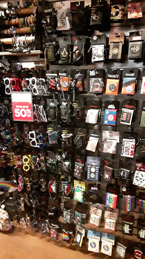 Gift Shop «SPENCER GIFTS», reviews and photos, 180 W Hillcrest Dr, Thousand Oaks, CA 91360, USA