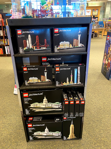 Book Store «Barnes & Noble», reviews and photos, 58 S 32nd St, Camp Hill, PA 17011, USA