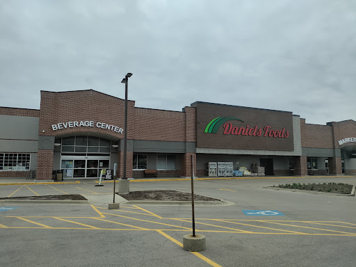 Grocery Store «Daniels Foods Sentry», reviews and photos, 681 Kenosha St, Walworth, WI 53184, USA