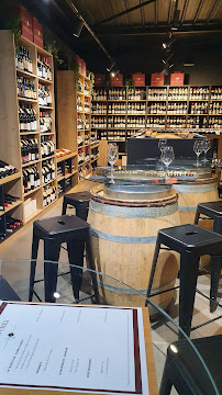 Atmosphère du Restaurant Marcon caviste - Cave à vins Saint Etienne - n°10