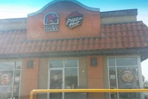 Taco Bell image