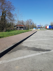 Parkplatz Neuenburg West