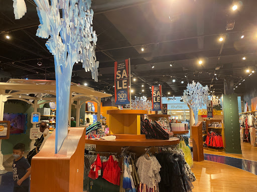 Toy Store «Disney Store», reviews and photos, 55 Parsonage Rd, Edison, NJ 08837, USA