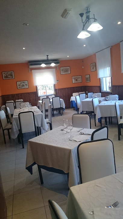 Restaurante Casa Julián - Carr. Campo Real, Kilómetro 0, 800, 28500 La Poveda, Madrid, Spain