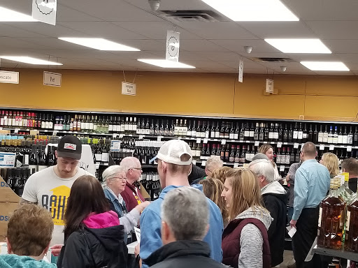 Wine Store «Top Ten Liquors», reviews and photos, 9887 Norma Ln, Woodbury, MN 55125, USA