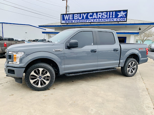 Ford Dealer «Kinsel Ford Pleasanton», reviews and photos, 121 S Main St, Pleasanton, TX 78064, USA